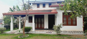 Ommie Villa